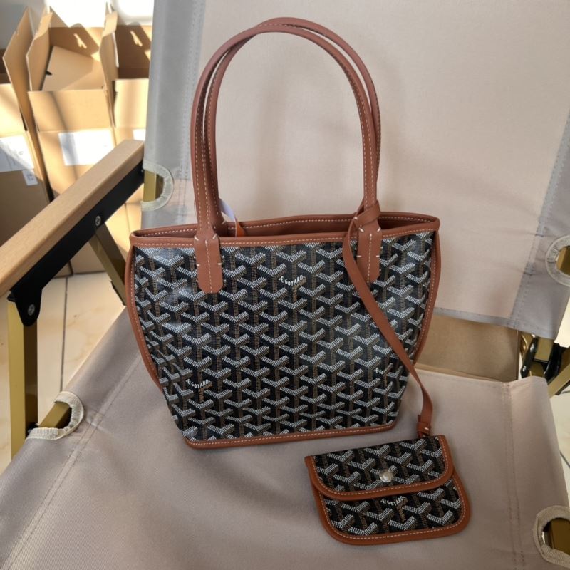 Goyard Shopping Bags